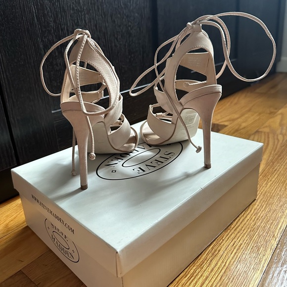 Steve Madden Sandalia Blush Nubuck Leather Lace-Up Heels - Picture 5 of 16